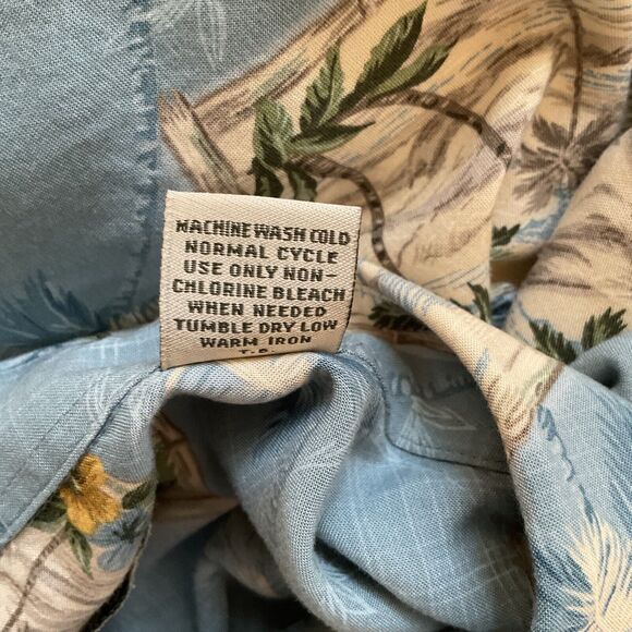 Batik Bay Men’s Postcard Print Blue Short Sleeve Button Front Shirt, Size L - Picture 10 of 10